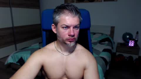 Snapshot of robbyshawz chatting on 01-25-25, 05:51 robbyshawz online show from 01-25-25, 05:51