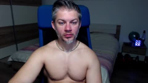 Snapshot of robbyshawz chatting on 02-02-25, 06:04 robbyshawz online show from 02-02-25, 06:04