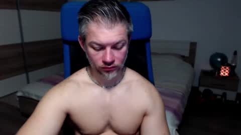 Snapshot of robbyshawz chatting on 02-03-25, 06:13 robbyshawz online show from 02-03-25, 06:13