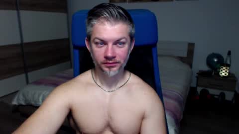 Snapshot of robbyshawz chatting on 02-05-25, 05:30 robbyshawz online show from 02-05-25, 05:30