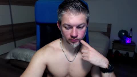 Snapshot of robbyshawz chatting on 02-05-25, 11:34 robbyshawz online show from 02-05-25, 11:34