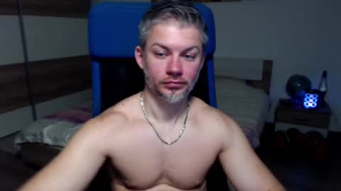 Snapshot of robbyshawz chatting on 03-08-25, 10:43 robbyshawz online show from 03-08-25, 10:43