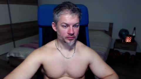 Snapshot of robbyshawz chatting on 03-09-25, 11:47 robbyshawz online show from 03-09-25, 11:47