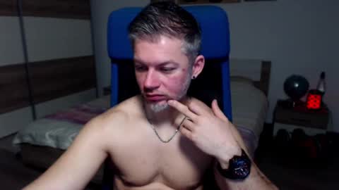 Snapshot of robbyshawz chatting on 03-11-25, 07:04 robbyshawz online show from 03-11-25, 07:04