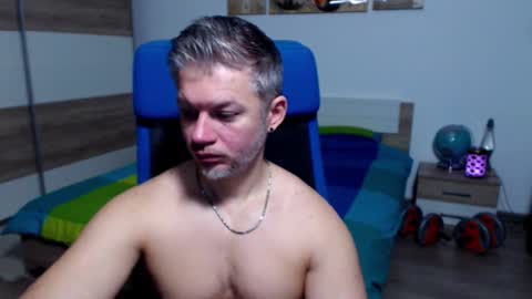 Snapshot of robbyshawz chatting on 10-14-25, 06:25 robbyshawz online show from 10-14-25, 06:25