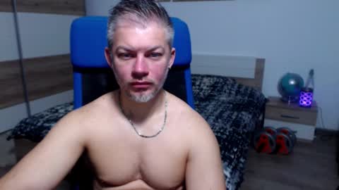 Snapshot of robbyshawz chatting on 11-04-25, 05:06 robbyshawz online show from 11-04-25, 05:06