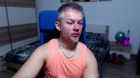 Snapshot of robbyshawz chatting on 11-06-25, 05:52 robbyshawz online show from 11-06-25, 05:52