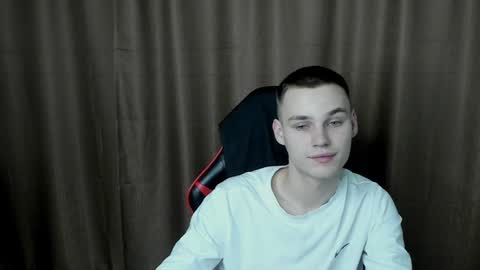 robert10211 online show from 12-11-24, 09:45