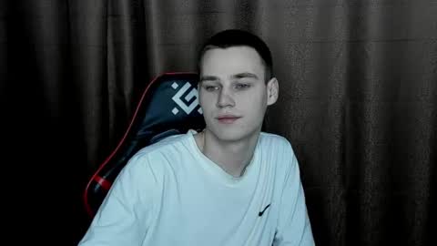 robert10211 online show from 01-17-25, 12:53