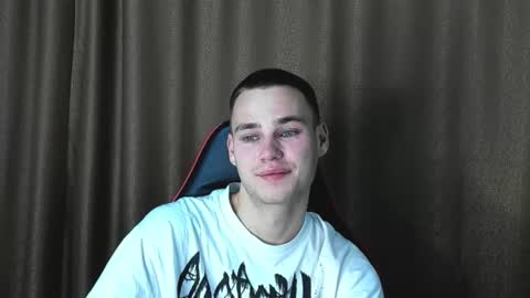 robert10211 online show from 09-29-25, 08:24