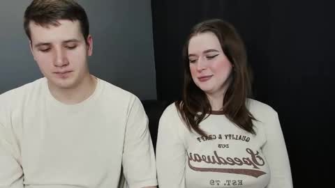 Lisa and Robert  i am online all days 900 am GMT3   online show from 02-28-25, 07:48