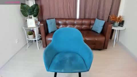 Snapshot of robertamorelly chatting on 01-24-25, 08:13 Betty online show from 01-24-25, 08:13