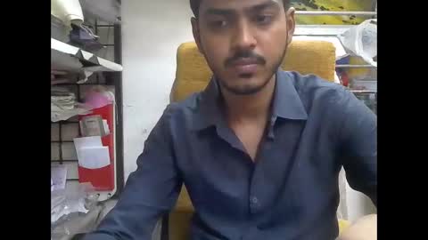 Robertsalia online show from 12-18-25, 12:33