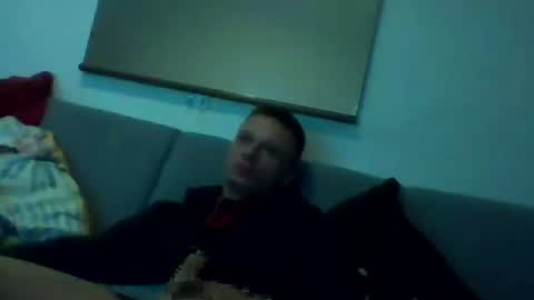 Snapshot of robertxxxpo chatting on 12-25-24, 09:02 Zenek online show from 12-25-24, 09:02