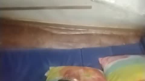 R online show from 09-10-25, 01:49