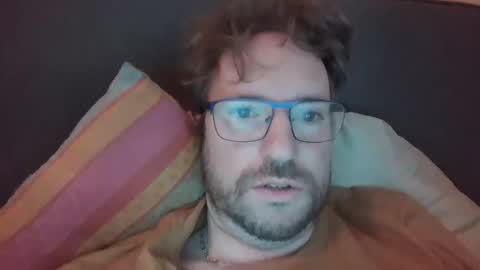 Snapshot of robinouhot chatting on 02-16-25, 07:04 robinouhot online show from 02-16-25, 07:04