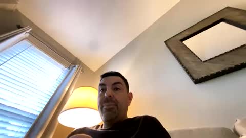 Snapshot of roblatino12 chatting on 02-12-25, 04:44 roblatino12 online show from 02-12-25, 04:44