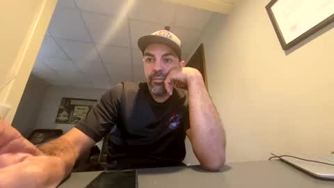 Snapshot of roblatino12 chatting on 02-28-25, 05:26 roblatino12 online show from 02-28-25, 05:26