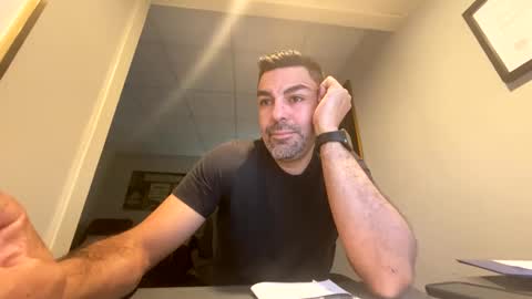 Snapshot of roblatino12 chatting on 03-08-25, 04:06 roblatino12 online show from 03-08-25, 04:06