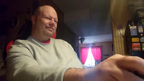 Snapshot of robonuts2004 chatting on 01-26-25, 07:41 Robo Nuts online show from 01-26-25, 07:41