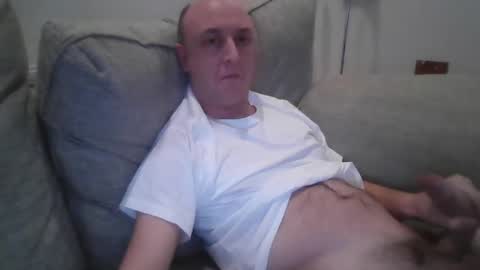 Snapshot of robster12345 chatting on 12-22-24, 12:28 robster12345 online show from 12-22-24, 12:28