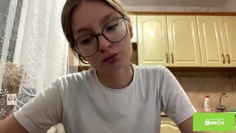 robynsentinella online show from 12-05-25, 09:51