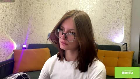 robynsentinella online show from 04-07-26, 03:07