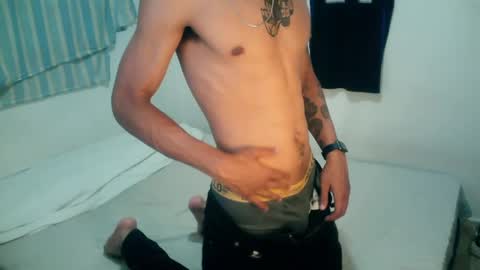 Snapshot of rocco99xx chatting on 10-17-25, 12:47 Rocco online show from 10-17-25, 12:47