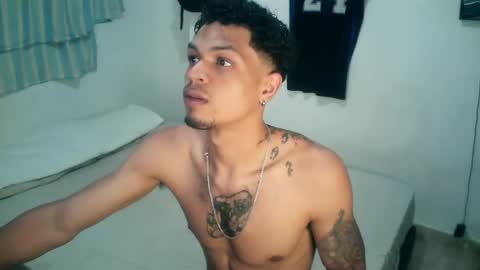 Snapshot of rocco99xx chatting on 10-21-25, 01:06 Rocco online show from 10-21-25, 01:06