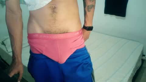 Snapshot of rocco99xx chatting on 11-04-25, 01:16 Rocco online show from 11-04-25, 01:16