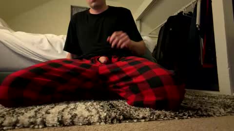 Snapshot of rock_steady9 chatting on 12-16-25, 08:41 RockSteady online show from 12-16-25, 08:41