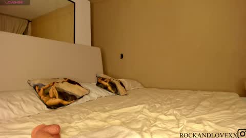 Snapshot of rockandlovexx chatting on 09-30-25, 02:49 Samantha Estephania  online show from 09-30-25, 02:49