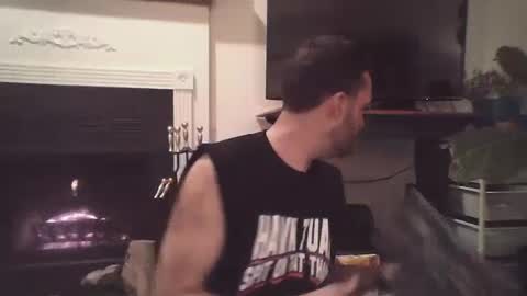 Snapshot of rockdaddymac chatting on 01-14-25, 07:17 RockDaddyMac online show from 01-14-25, 07:17