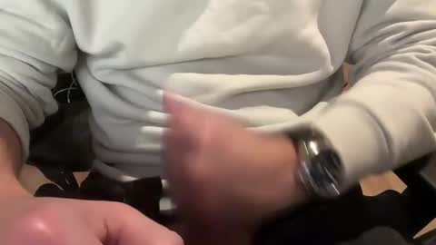 Snapshot of rocket_powerr chatting on 10-05-25, 12:53 rocketpower online show from 10-05-25, 12:53