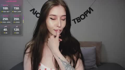 Snapshot of rocketsgirl chatting on 02-14-25, 08:10 rocketsgirl online show from 02-14-25, 08:10