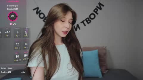 rocketsgirl online show from 06-17-26, 07:22