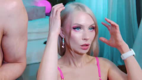 Lina and Den online show from 10-13-25, 10:37