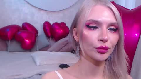 Lina and Den online show from 02-20-26, 07:10