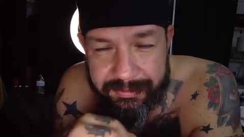 Snapshot of rockstarslasvegas chatting on 10-16-25, 03:40 rockstarslasvegas online show from 10-16-25, 03:40