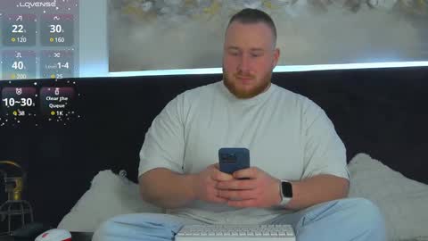 Snapshot of roddy_riss chatting on 03-12-25, 08:08 Roddy online show from 03-12-25, 08:08