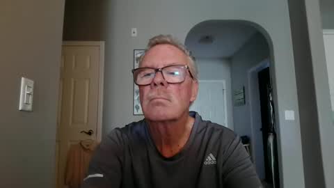 Snapshot of rodied chatting on 10-14-25, 09:48 rodied online show from 10-14-25, 09:48