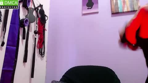 Thiago independent model online show from 02-18-26, 10:06