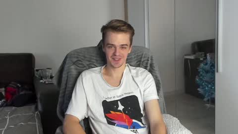 Snapshot of rokko_diamond777 chatting on 12-26-24, 12:16 taylor fox online show from 12-26-24, 12:16