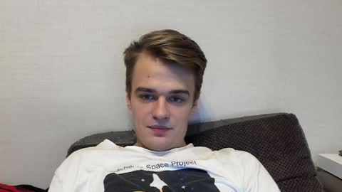 Snapshot of rokko_diamond777 chatting on 12-28-24, 07:01 taylor fox online show from 12-28-24, 07:01