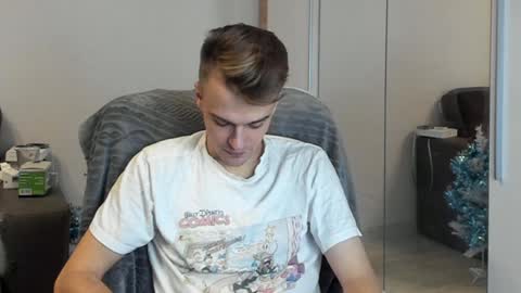 Snapshot of rokko_diamond777 chatting on 12-30-24, 05:34 taylor fox online show from 12-30-24, 05:34