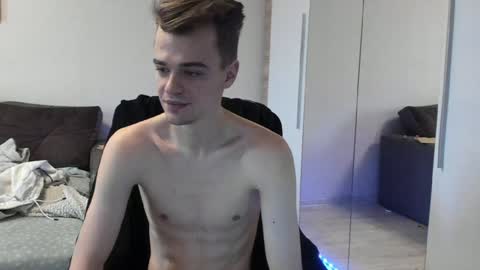 Snapshot of rokko_diamond777 chatting on 01-23-25, 10:32 taylor fox online show from 01-23-25, 10:32