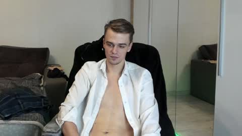 Snapshot of rokko_diamond777 chatting on 01-23-25, 06:56 taylor fox online show from 01-23-25, 06:56