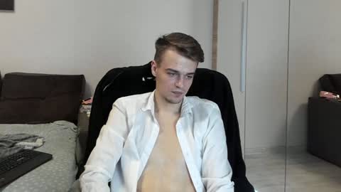 Snapshot of rokko_diamond777 chatting on 01-25-25, 07:28 taylor fox online show from 01-25-25, 07:28