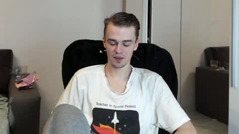 Snapshot of rokko_diamond777 chatting on 02-05-25, 03:52 taylor fox online show from 02-05-25, 03:52