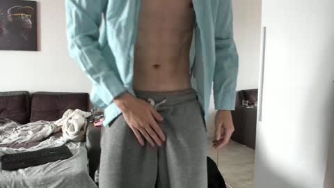 Snapshot of rokko_diamond777 chatting on 02-06-25, 10:48 taylor fox online show from 02-06-25, 10:48